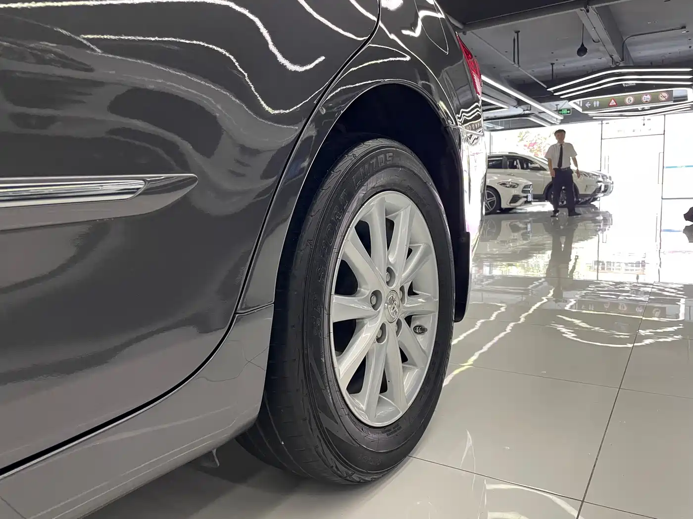 Toyota Camry 2009 Model 240G Luxury Edition фото 40