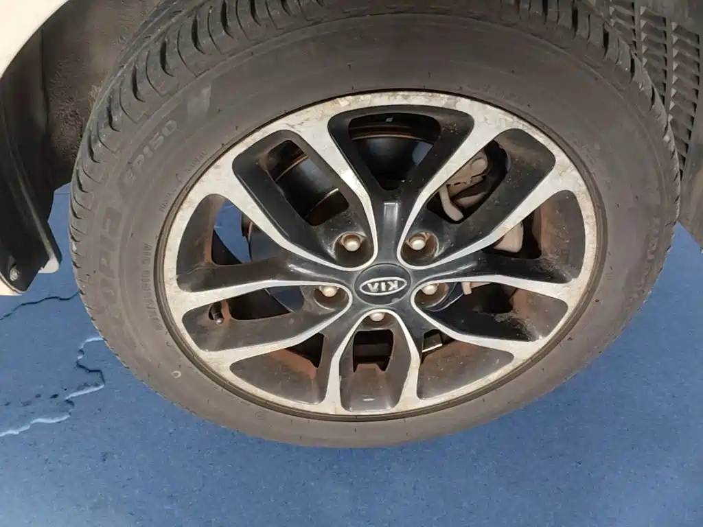 Kia Soul 2014 2013 1.6L AT Premium