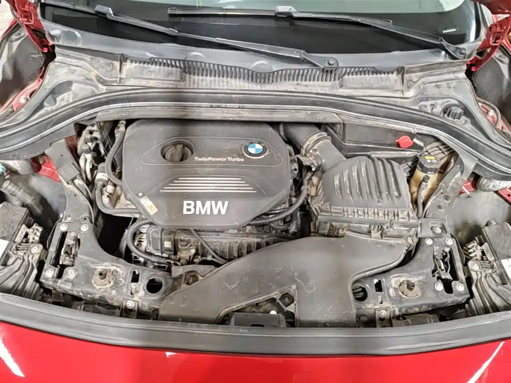 BMW 2 Series Touring 2018 218i M Sport Package фото 20