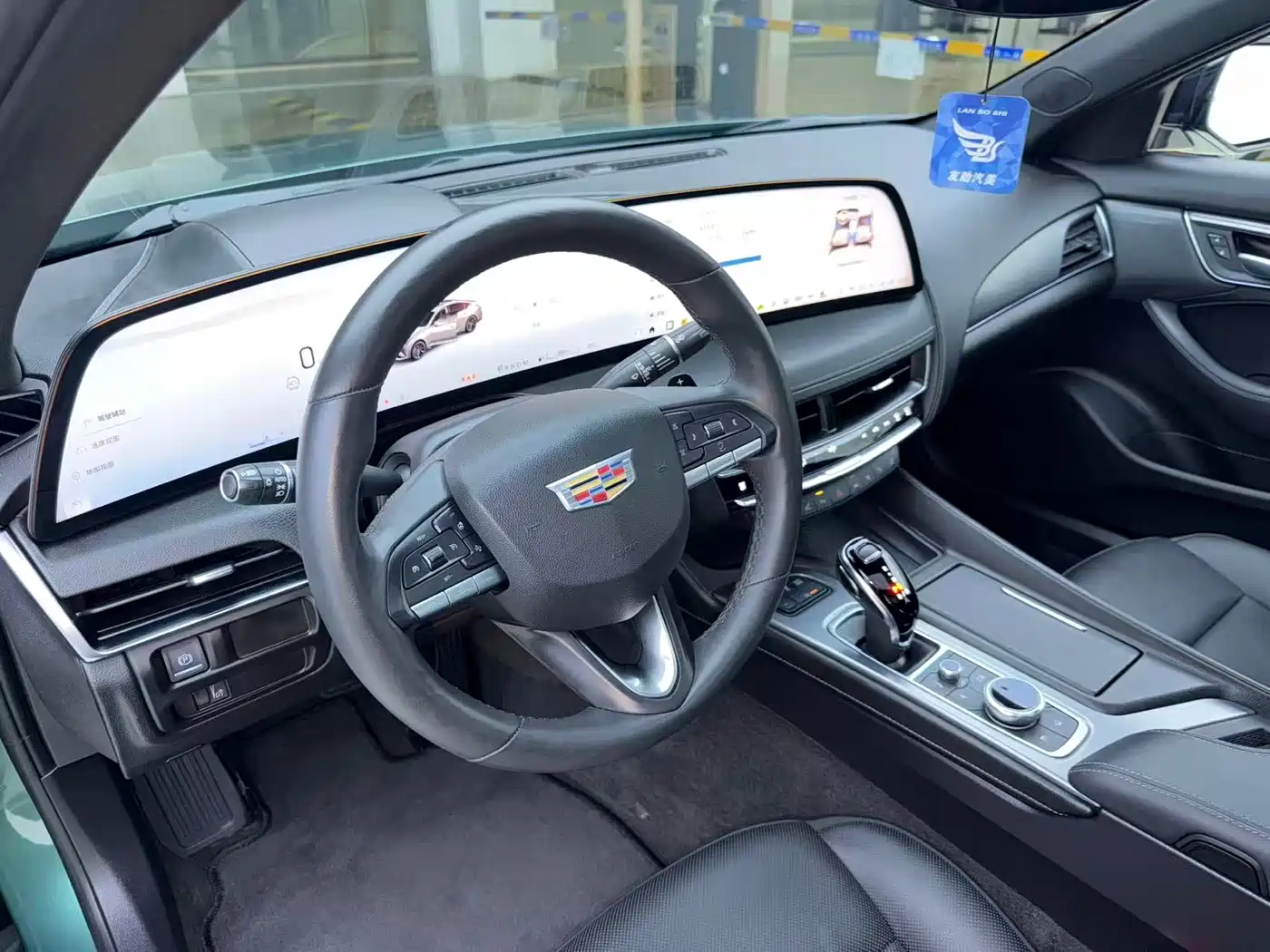 Cadillac CT5 2025 Model 28T Track Performance Edition фото 7