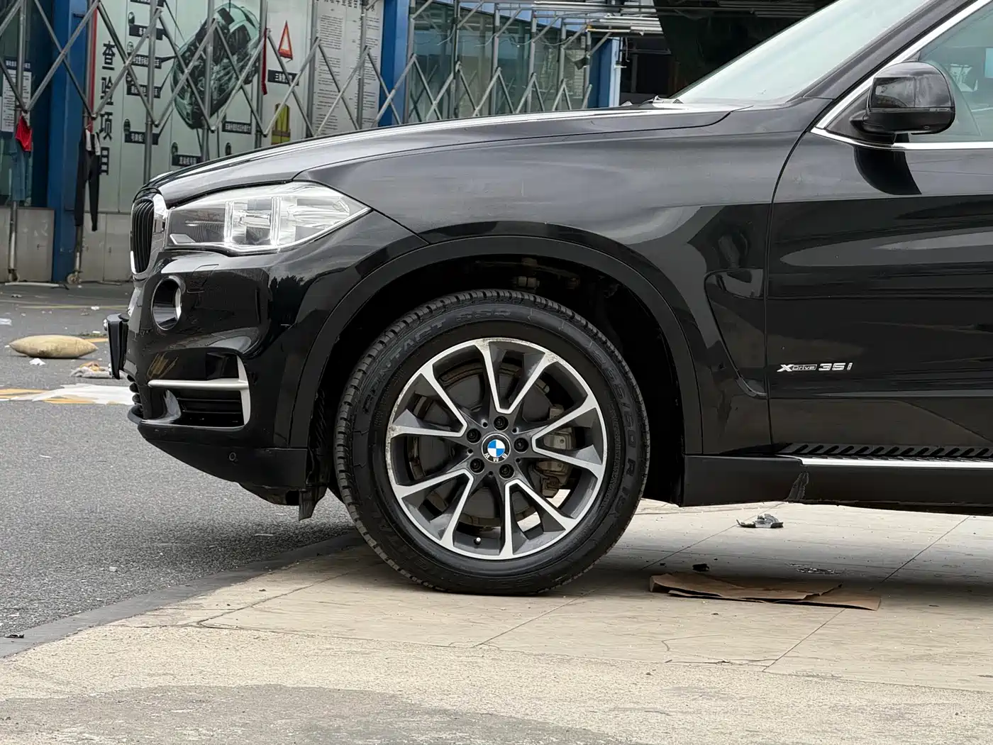 BMW X5 (Import) 2014 xDrive35i Leading фото 17