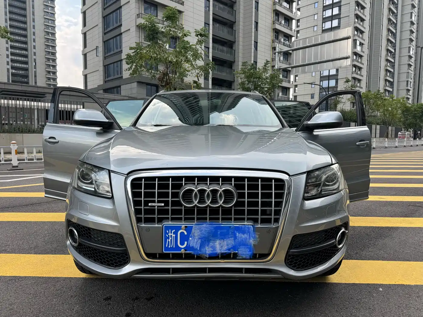 Audi Q5 (Import) 2010 2010 2.0TFSI Sport Edition