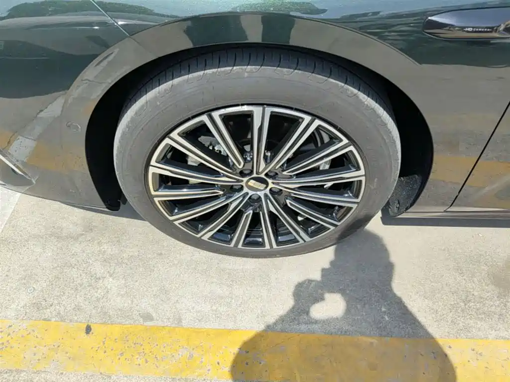 Geely Galaxy Galaxy Xingyao 8 2025 130km EM-P Starship Edition фото 25