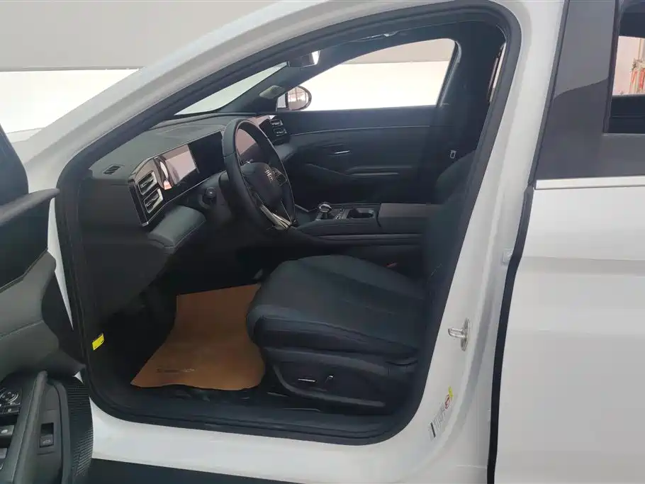 BYD Qin L 2024 DM-i 120KM Leading фото 9