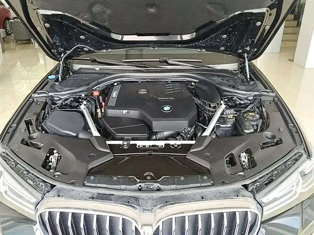BMW 5 Series 2022 Facelift 530Li Leading M Sport Package фото 20