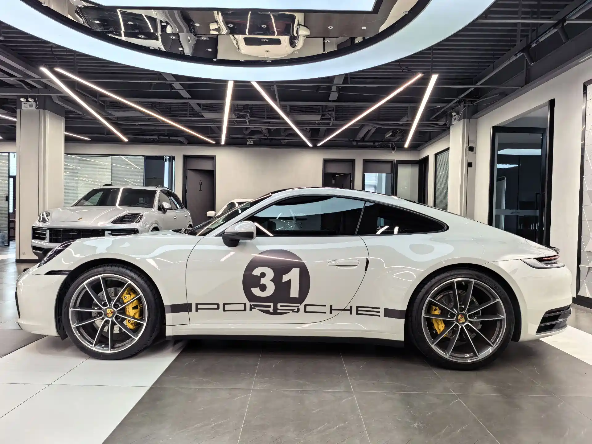Фото 5 - Porsche 911