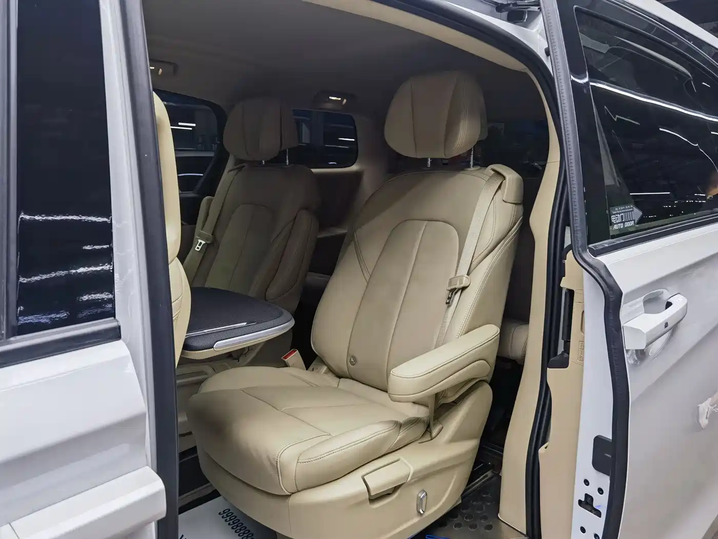Buick GL8 2022 ES Landmark 653T Premium фото 10