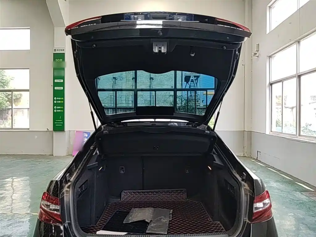 Škoda Superb 2018 TSI280 DSG Standard Version China VI фото 19