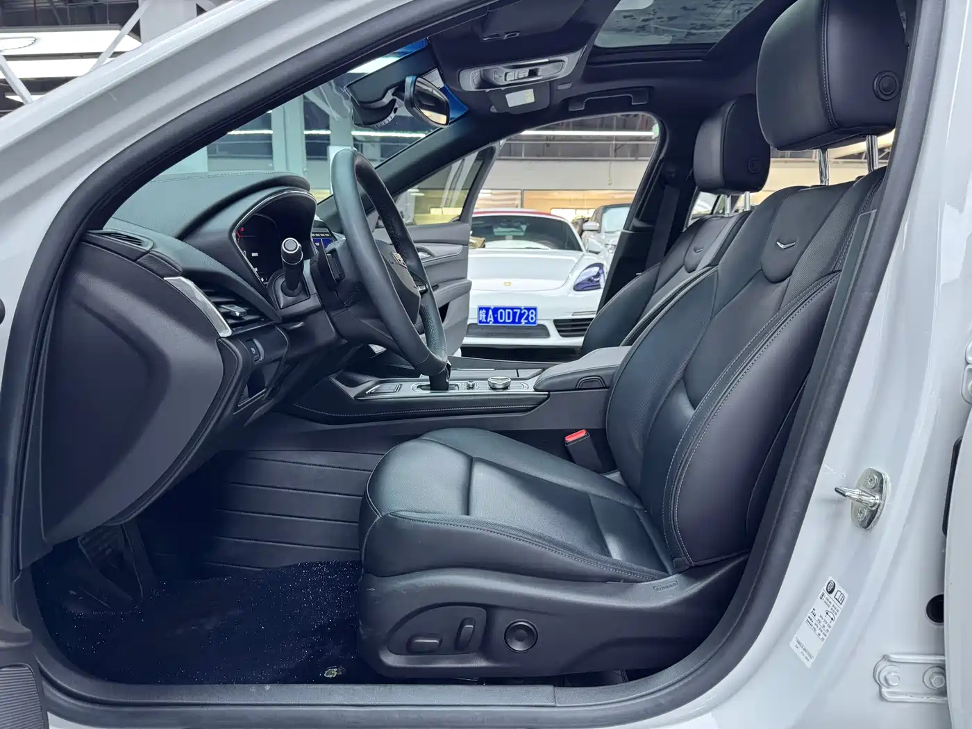 Cadillac CT5 2023 28T Luxury Style (Standard Edition) фото 4