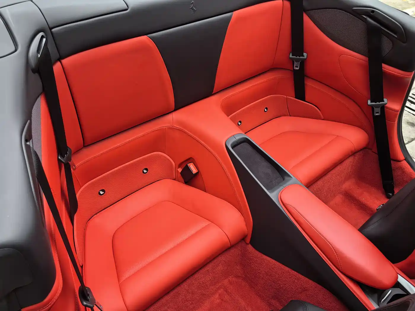 Ferrari Portofino 2019 2018 Model 3.9T