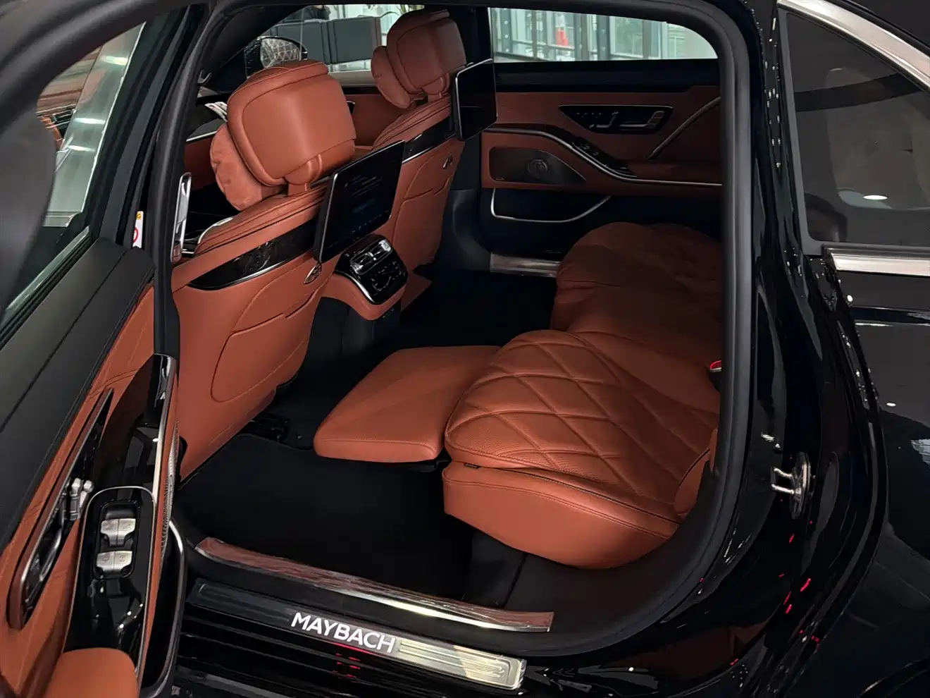 Mercedes-Benz Maybach S-Class 2026 S 480 4MATIC фото 5