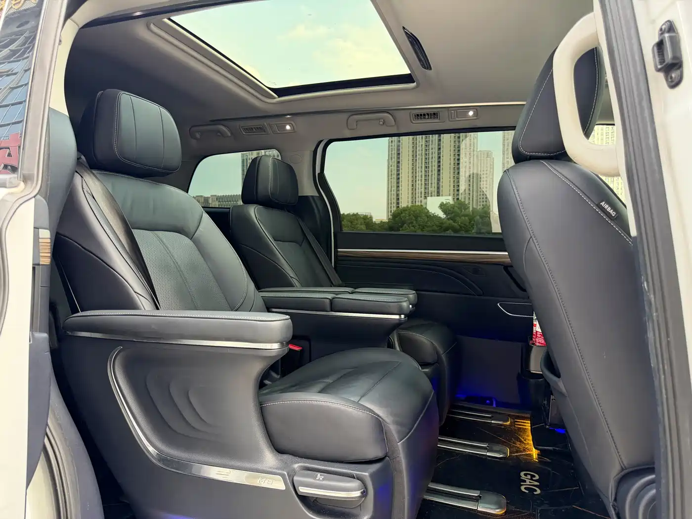 GAC Trumpchi Trumpchi M8 2023 Master Series 390T Ultimate Edition фото 19
