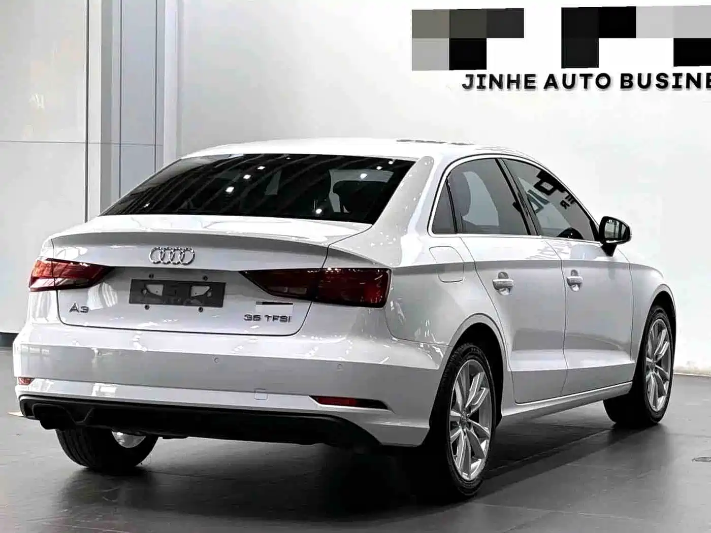 Audi A3 2017 Limousine 35 TFSI Progressive фото 5