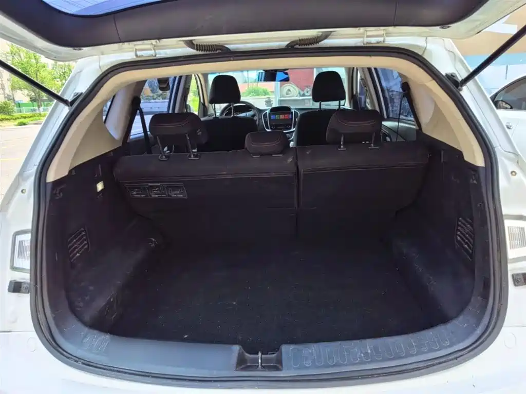 Baojun 560 2016 2015 1.8L Manual Comfort