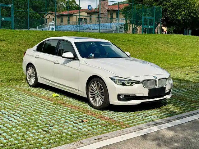 BMW 3 Series 2018 320Li Fashion Style — фото 3