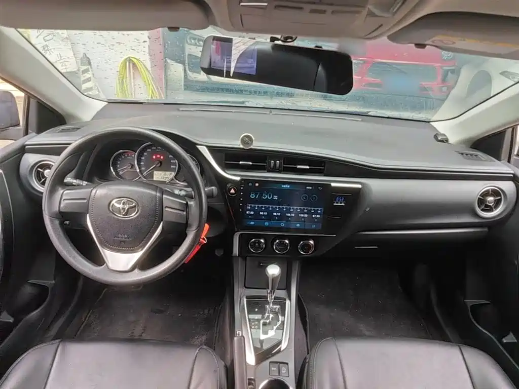 Toyota Corolla 2017 Facelift 1.2T S-CVT GL фото 10
