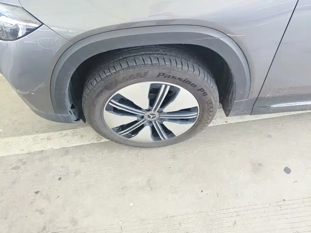 Mercedes-Benz EQB 2024 2023 EQB 260