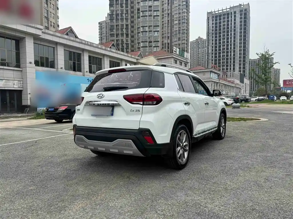 Hyundai Beijing Hyundai ix35 2018 2.0L Automatic 2WD Zhiyong·Enjoyment Edition фото 7