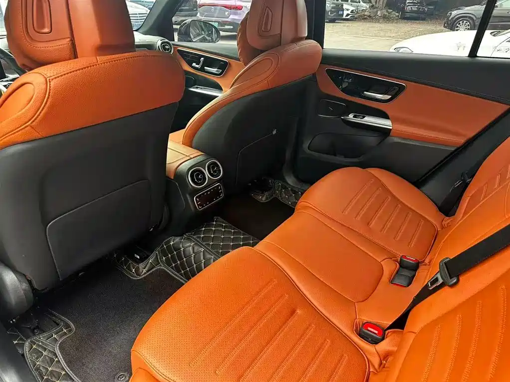 Mercedes-Benz GLC 2023 GLC 260 L 4MATIC Sport 5-seater фото 16