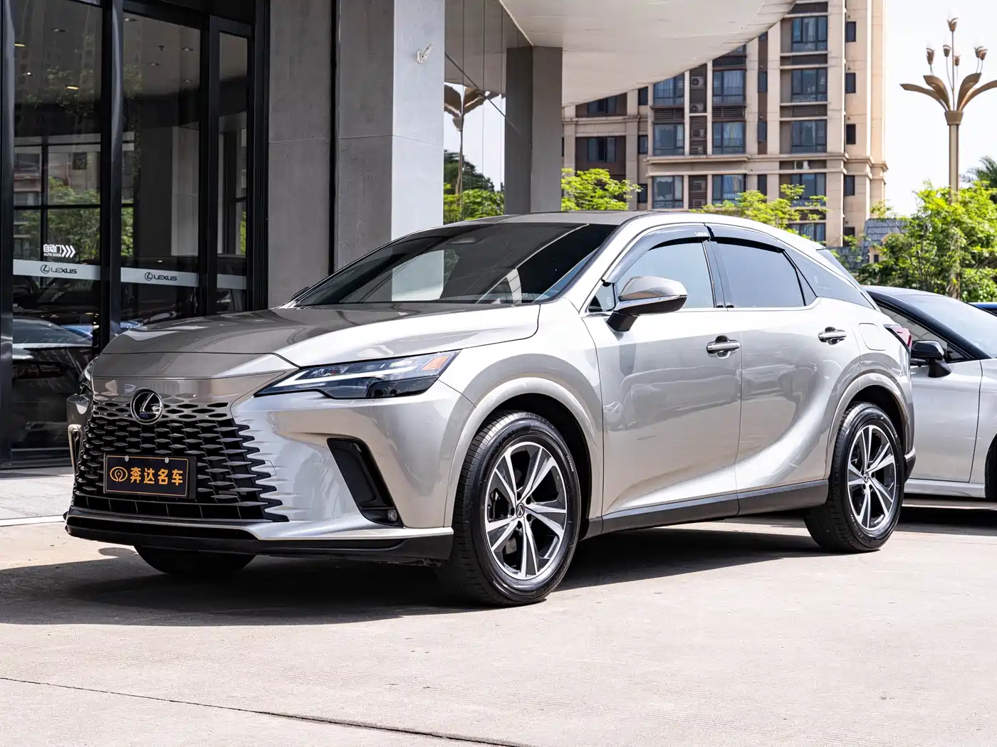 Lexus RX 2025 300 4WD Premium Edition
