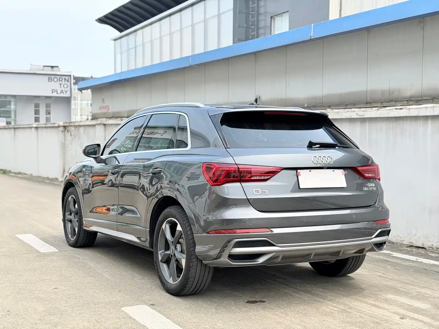 Фото 11 - Audi Q3