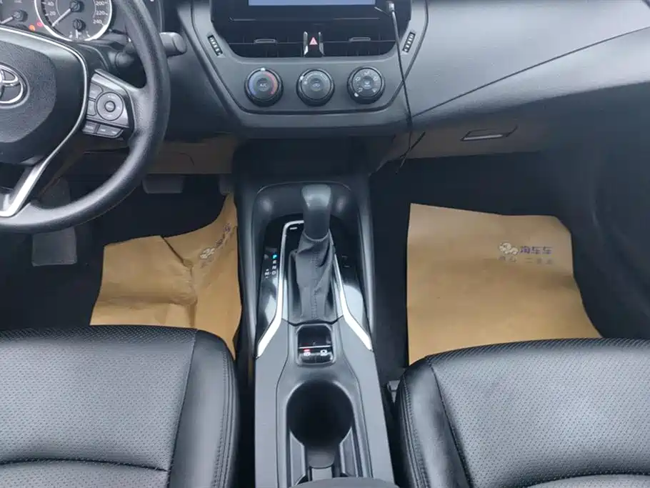 Toyota Corolla 2019 1.2T S-CVT GL Pioneer Edition фото 16