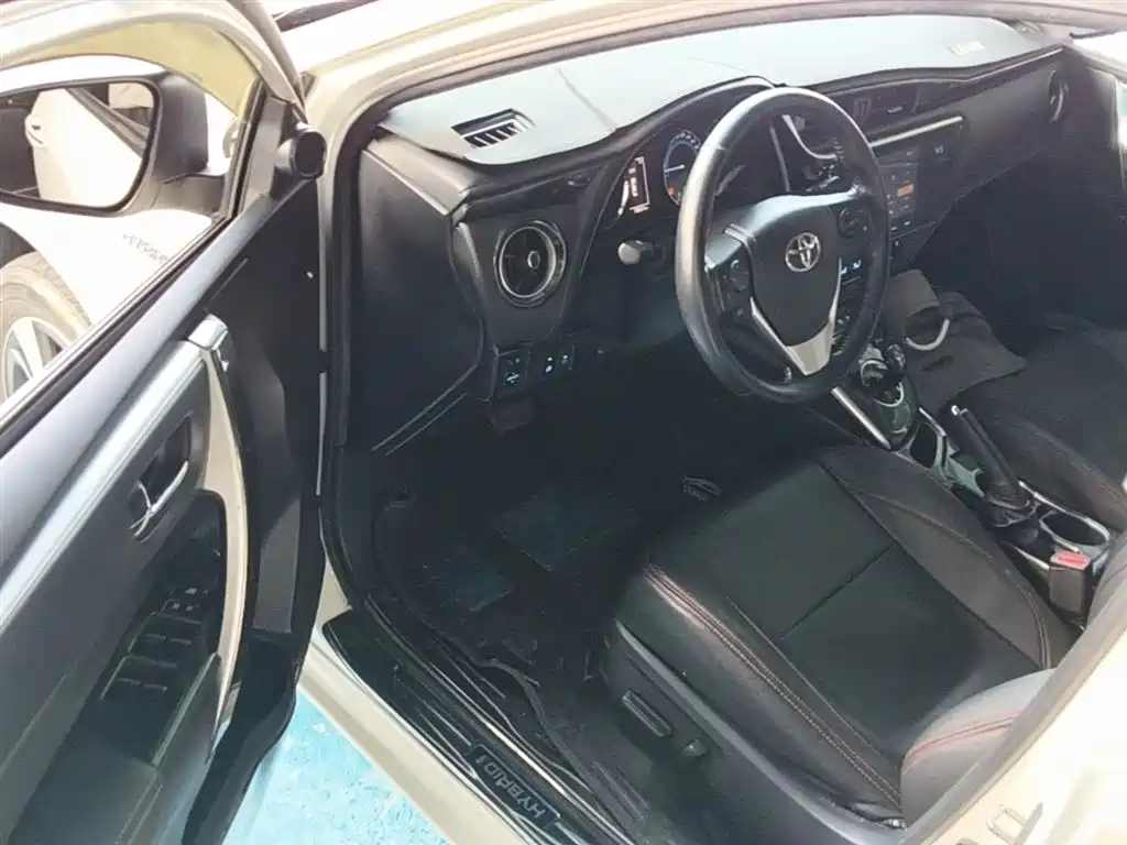 Toyota Levin 2017 Facelift Hybrid 1.8H V E-CVT Luxury Version China V фото 16