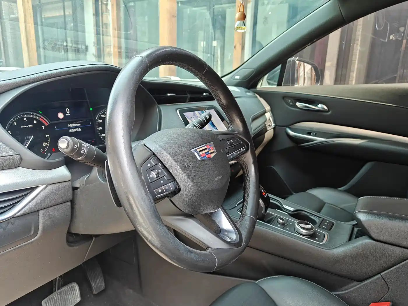 Cadillac XT4 2020 28T FWD Leading Trim фото 10