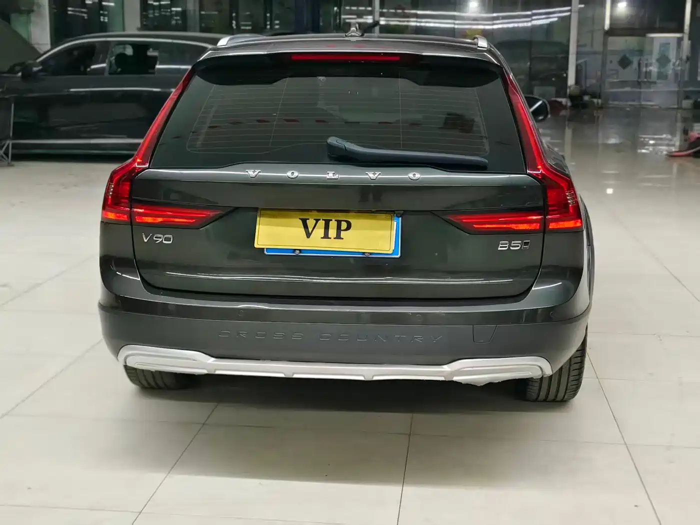 Volvo V90 2021 Model Cross Country B5 AWD Smart Edition фото 9