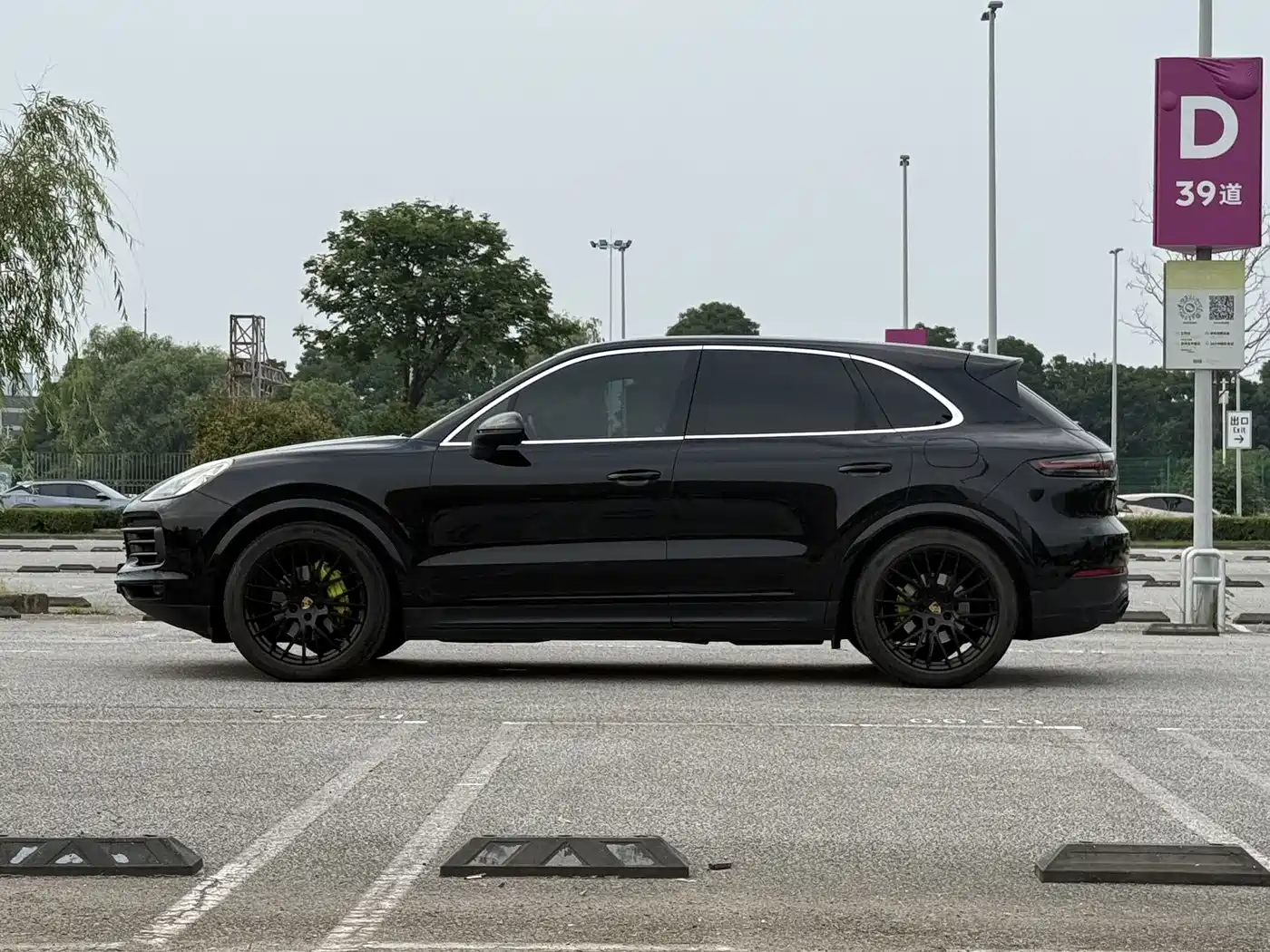 Porsche Cayenne New Energy 2021 Cayenne E-Hybrid 2.0T фото 5
