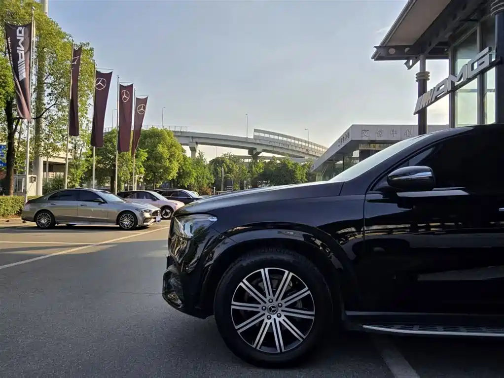 Mercedes-Benz GLE Coupe 2020 GLE 350 4MATIC Coupe SUV Luxury фото 12