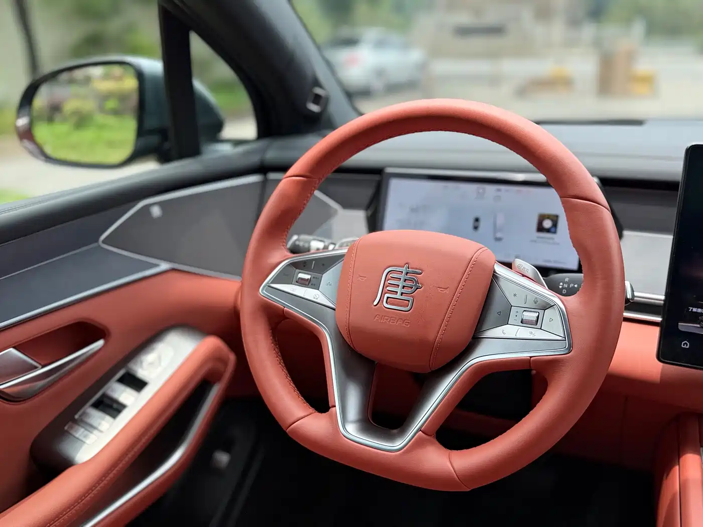 BYD Tang L 2025 DM 175KM Drone Player Edition фото 18