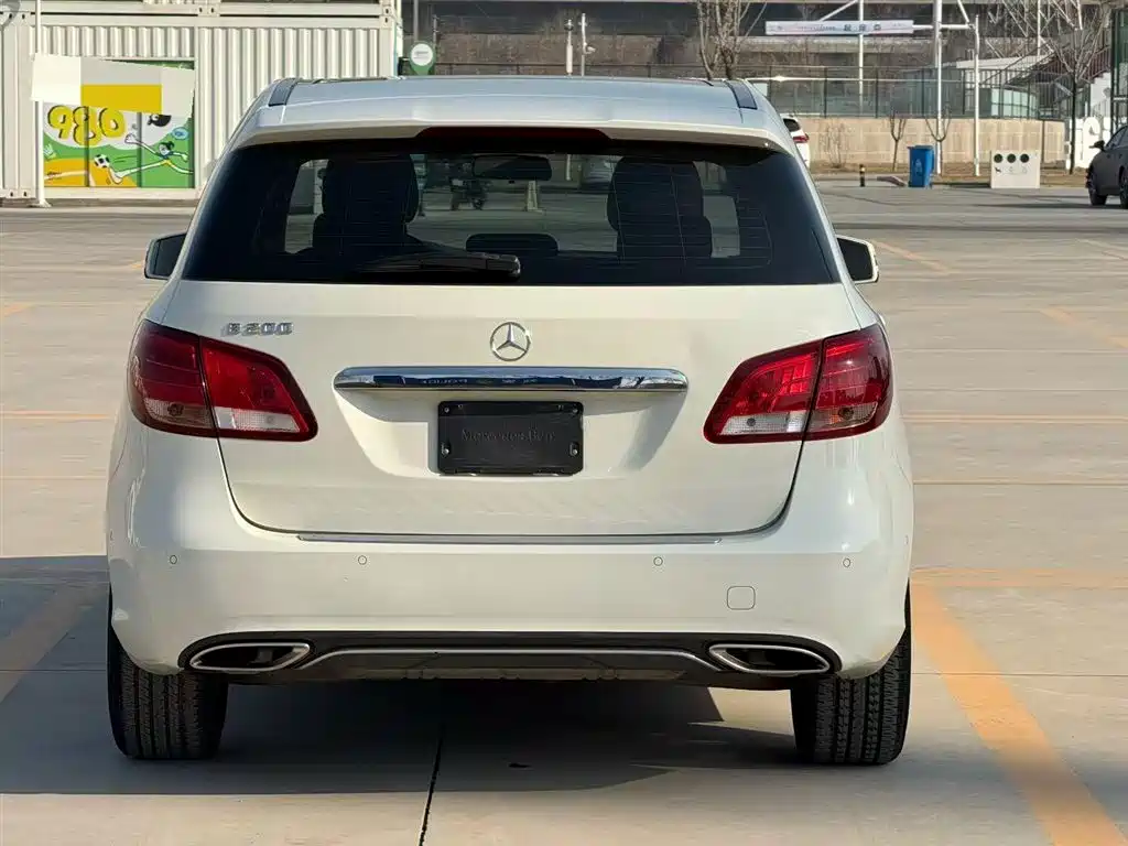 Mercedes-Benz B-Class 2015 B 200 Dynamic фото 5