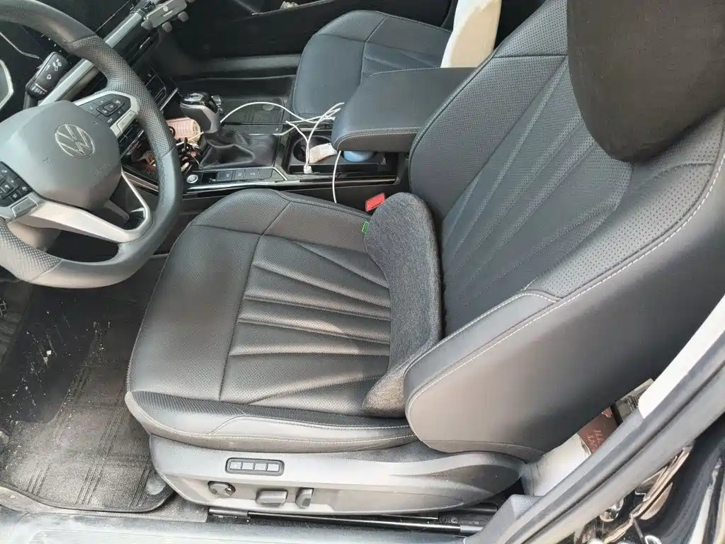 Volkswagen Passat 2025 2025 Outstanding 380TSI Starlight Dragon Soaring Edition