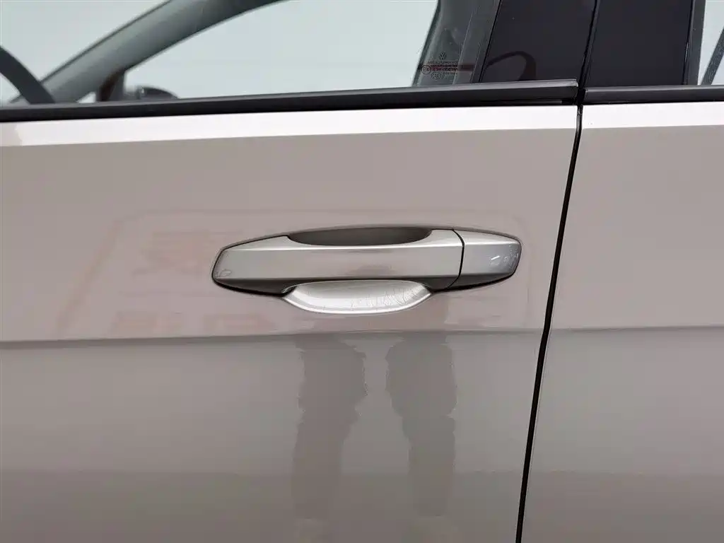Volkswagen Golf 2016 1.6L Automatic Fashion фото 18