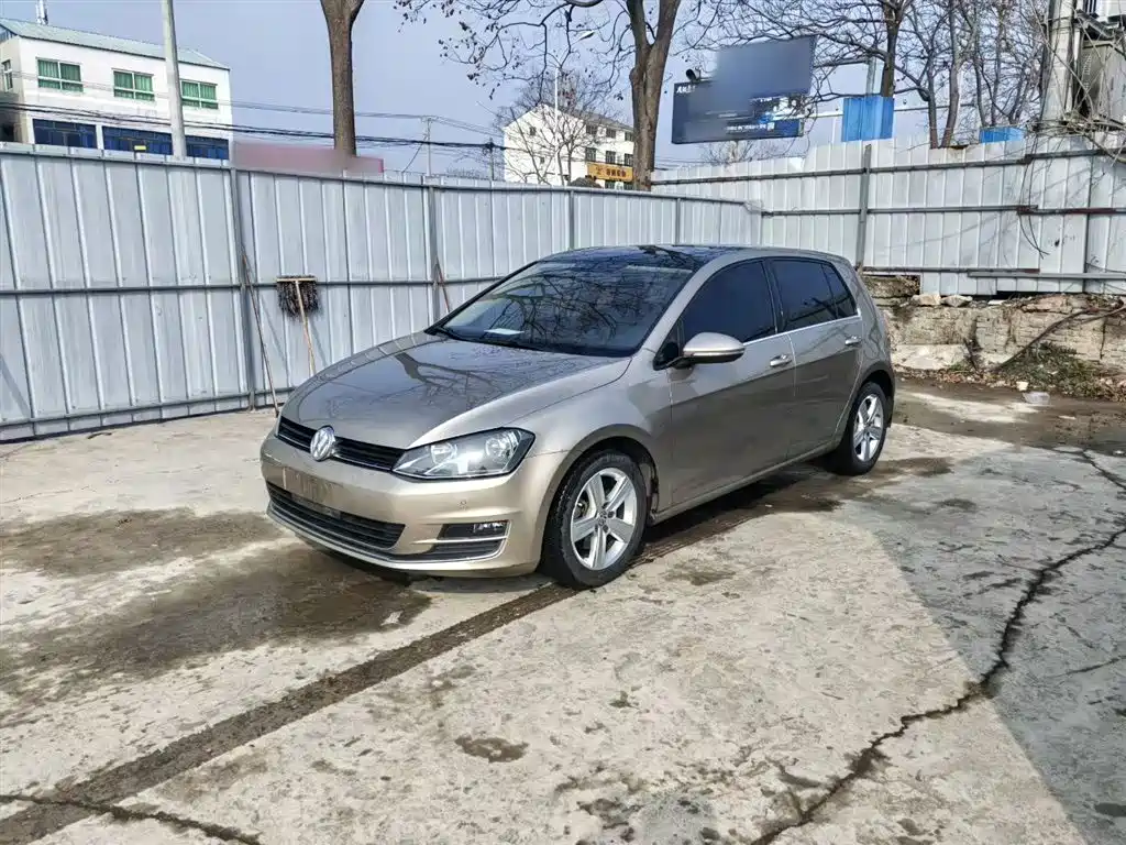 Volkswagen Golf 2015 1.4TSI Automatic Comfort фото 2