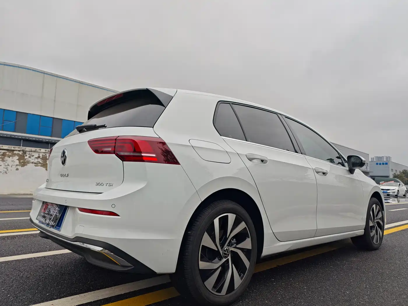 Volkswagen Golf 2026 300TSI Pro фото 8