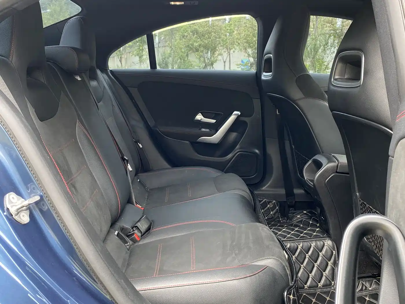 Mercedes-Benz CLA (Import) 2020 CLA 200 фото 10