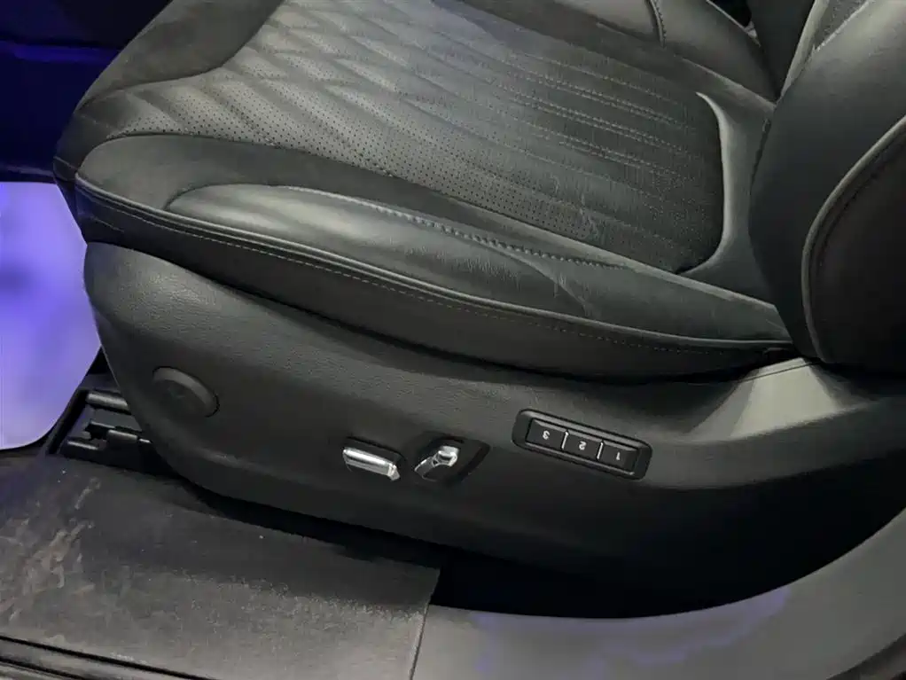 Hongqi HS5 2022 2.0T Smart Connect 4WD Flagship фото 4