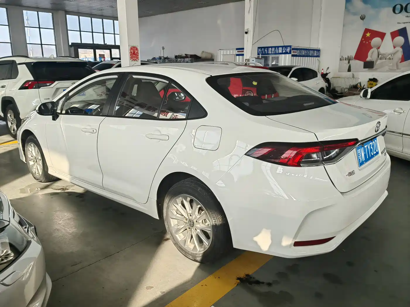 Toyota Corolla 2021 1.2T S-CVT Elite PLUS Edition фото 4