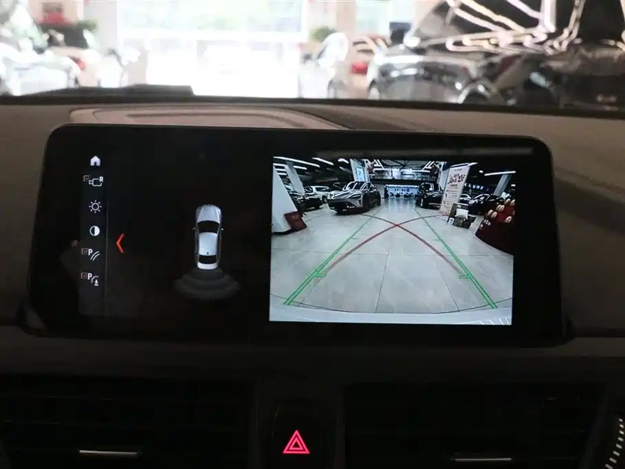 BMW 1 Series 2018 118i Design Package фото 8