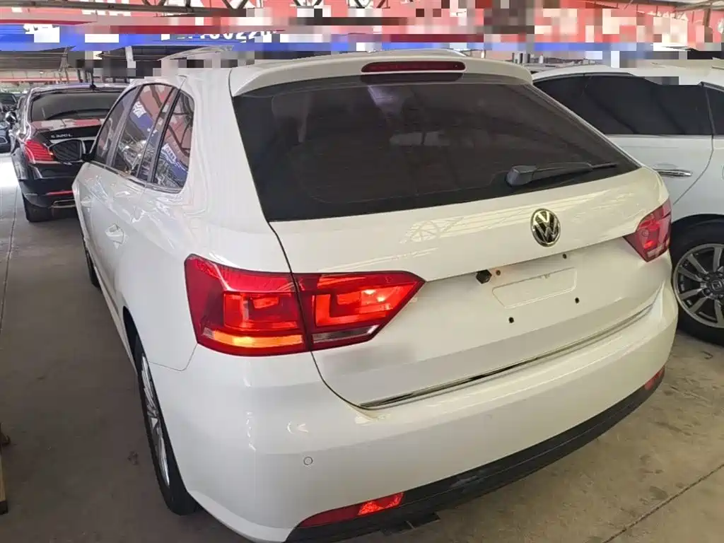 Volkswagen Lavida Tour 2013 1.4TSI Automatic Comfort фото 5