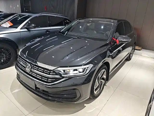 Volkswagen Sagitar 2023