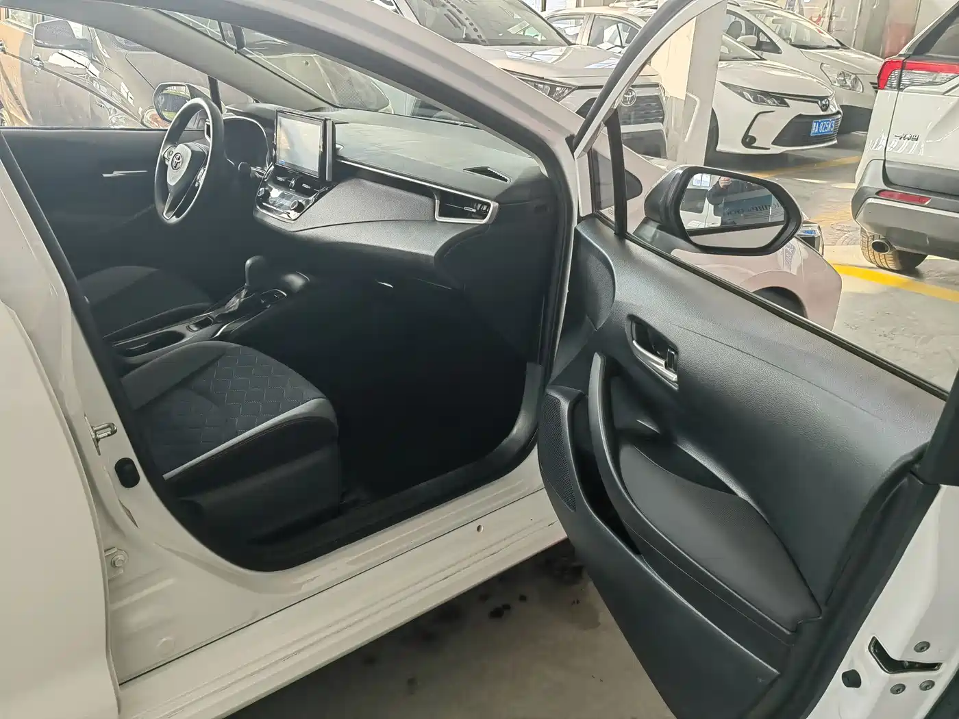 Toyota Corolla 2021 1.2T S-CVT Elite PLUS Edition фото 14