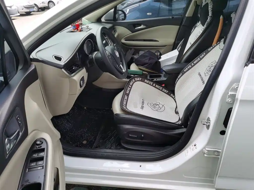 Buick Verano 2019 Sedan 15S Auto Leading фото 8