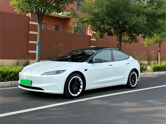 Tesla Model 3 2023 Long Range All-Wheel Drive
