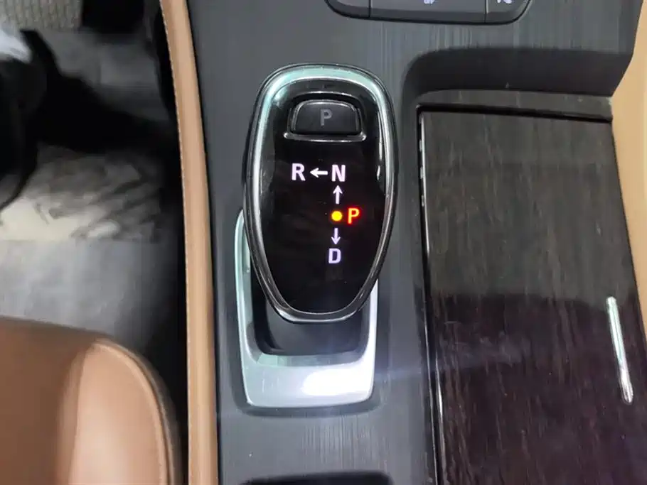 Buick LaCrosse 2018 Model 28T Elite Edition фото 16