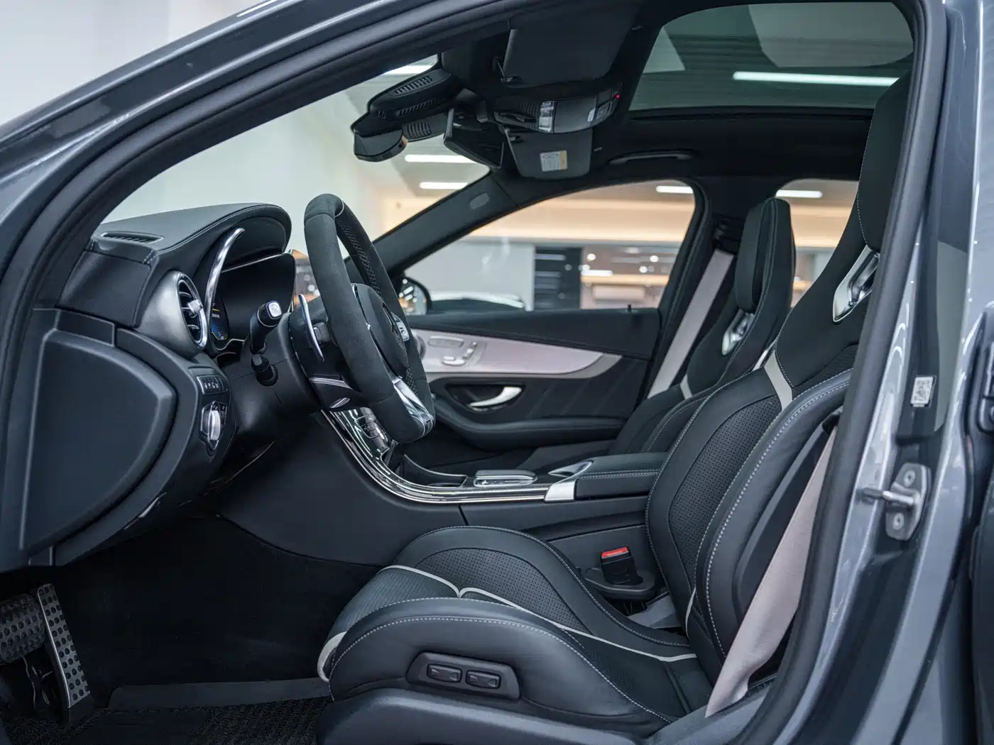 MERCEDES-BENZ C CLASS AMG