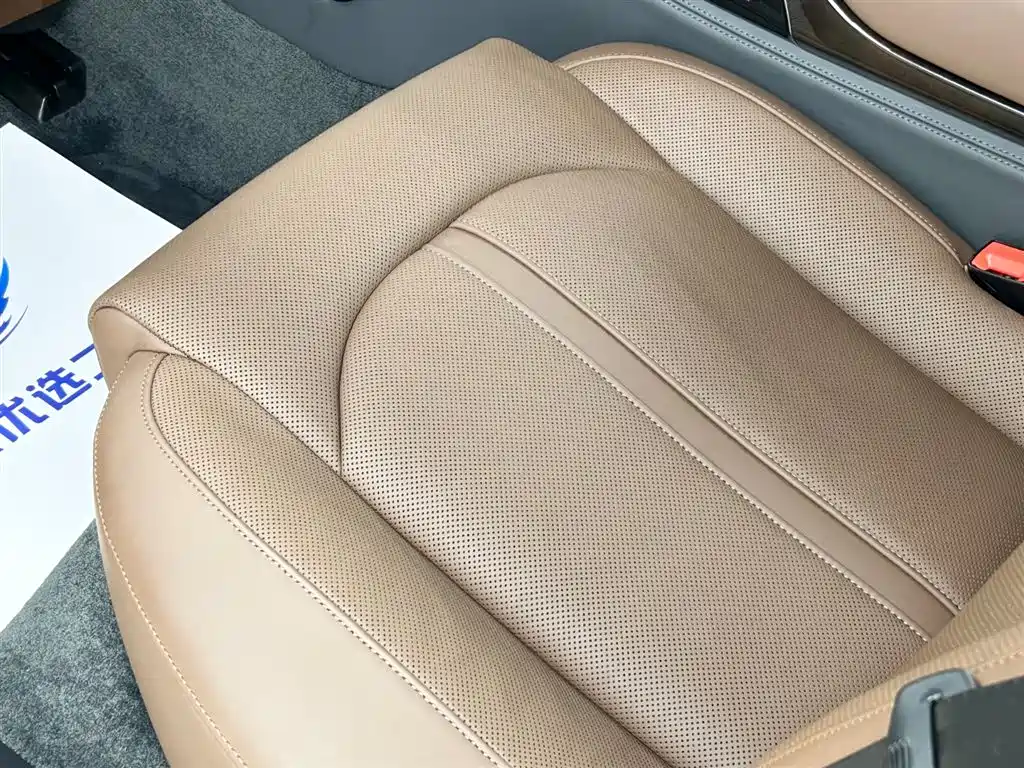 Audi A8 2014 A8L 45 TFSI quattro Luxury фото 12