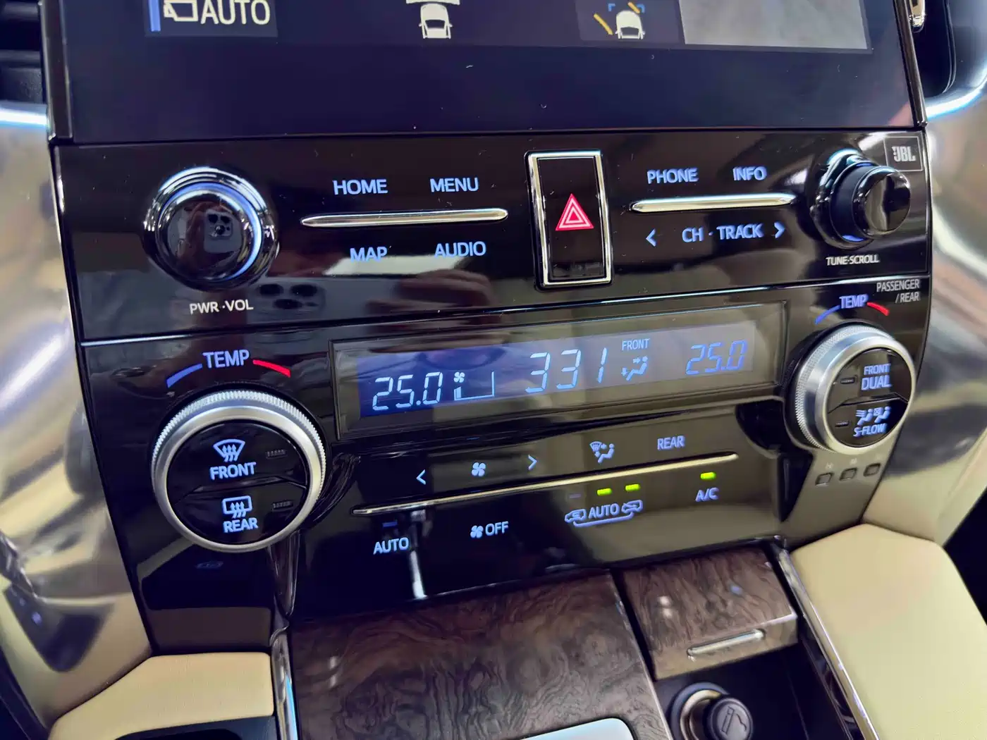 TOYOTA WILFA